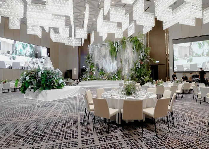Hotel Chatrium Grand 5*